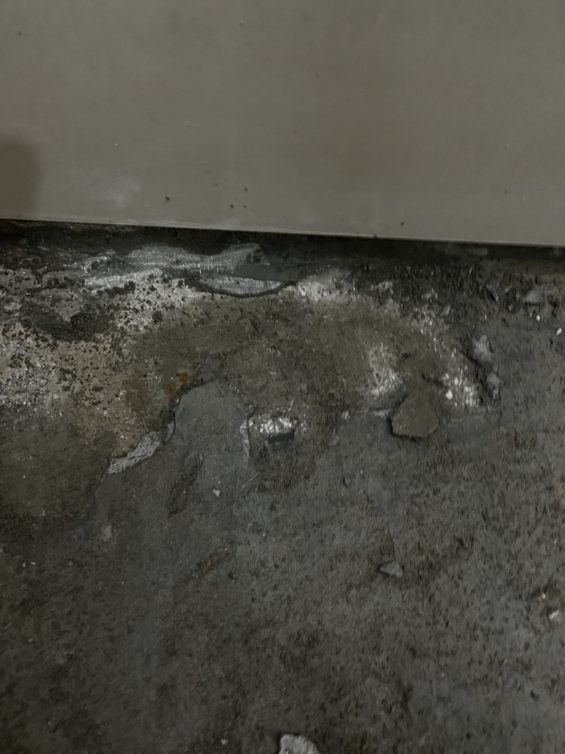 三重捷運菜寮站住戶端浴室地坪抓漏防水工程