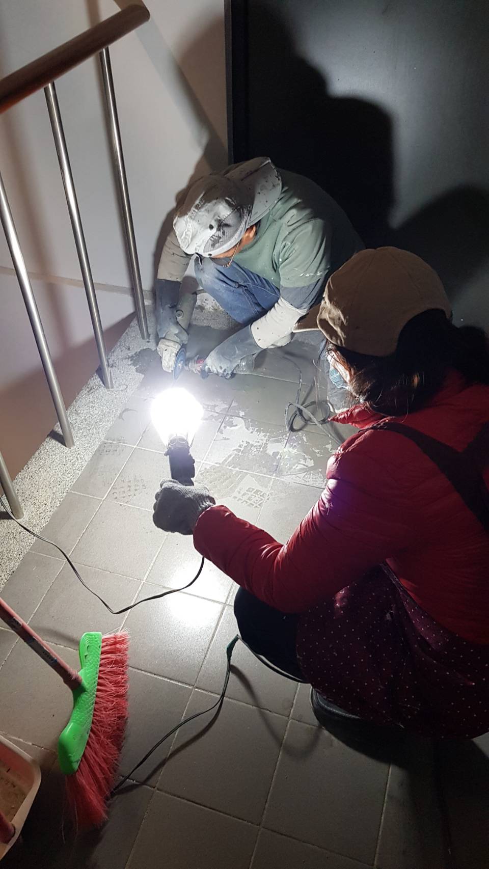新店區公所B1F梯間導水作業